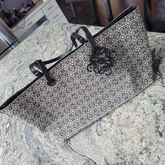 Loewe Jacquard Tote Bag - Picture 2 of 12